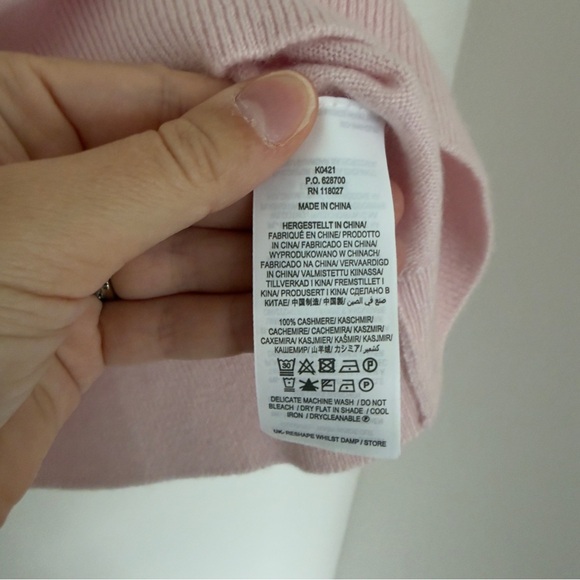 Boden Kesteven Cashmere Pink White Cloud Pattern Sweater Size Small Women’s - Picture 9 of 9